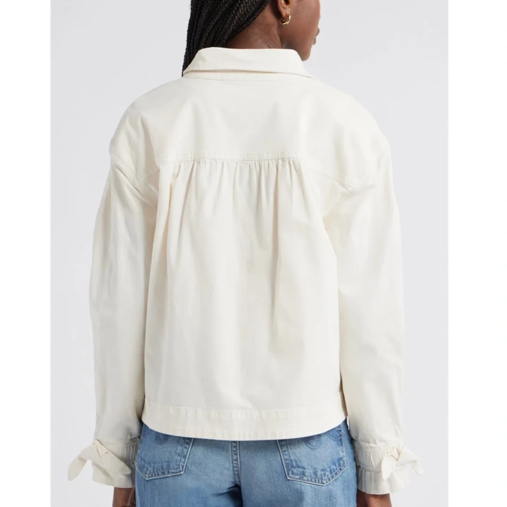 Women's Cream Button-Front Jacket - Picture 2 of 15